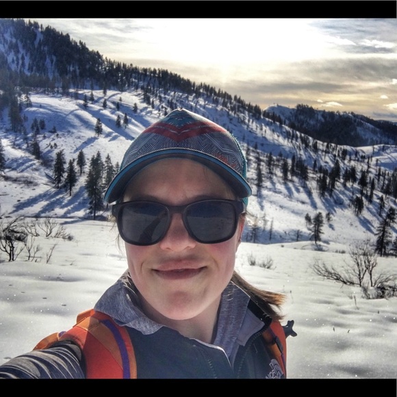 Meet your Posher, Erin - Picture 1 of 1